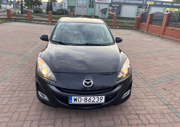 Mazda 3 cena 19999 przebieg: 244000, rok produkcji 2011 z Ostrołęka małe 106